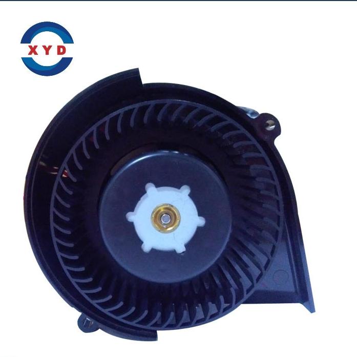 Small blower with built-in drive low pressure centrifugal fan